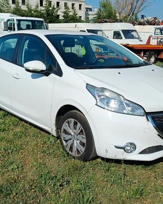 Ricambi Peugeot 208 1.400 5 porte