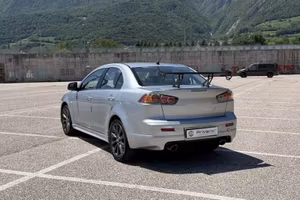 Mitsubishi Lancer Ralliart 2.0 Turbo 4WD (2011)