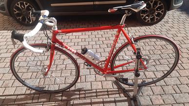 Pinarello bicicletta da corsa 