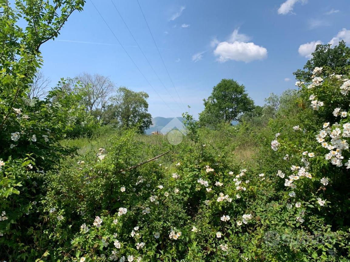 TER. RESIDENZIALE A MONTESARCHIO - Vista 5