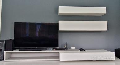 parete attrezzata TV di design