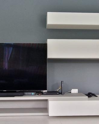 parete attrezzata TV di design