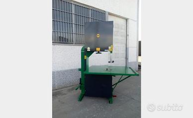 Sega a nastro SC-SE 600 PTO + 220/380 VOLT - OMA