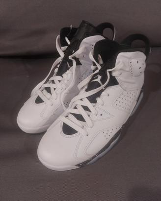 AIR JORDAN 6 RETRO REVERSE OREO