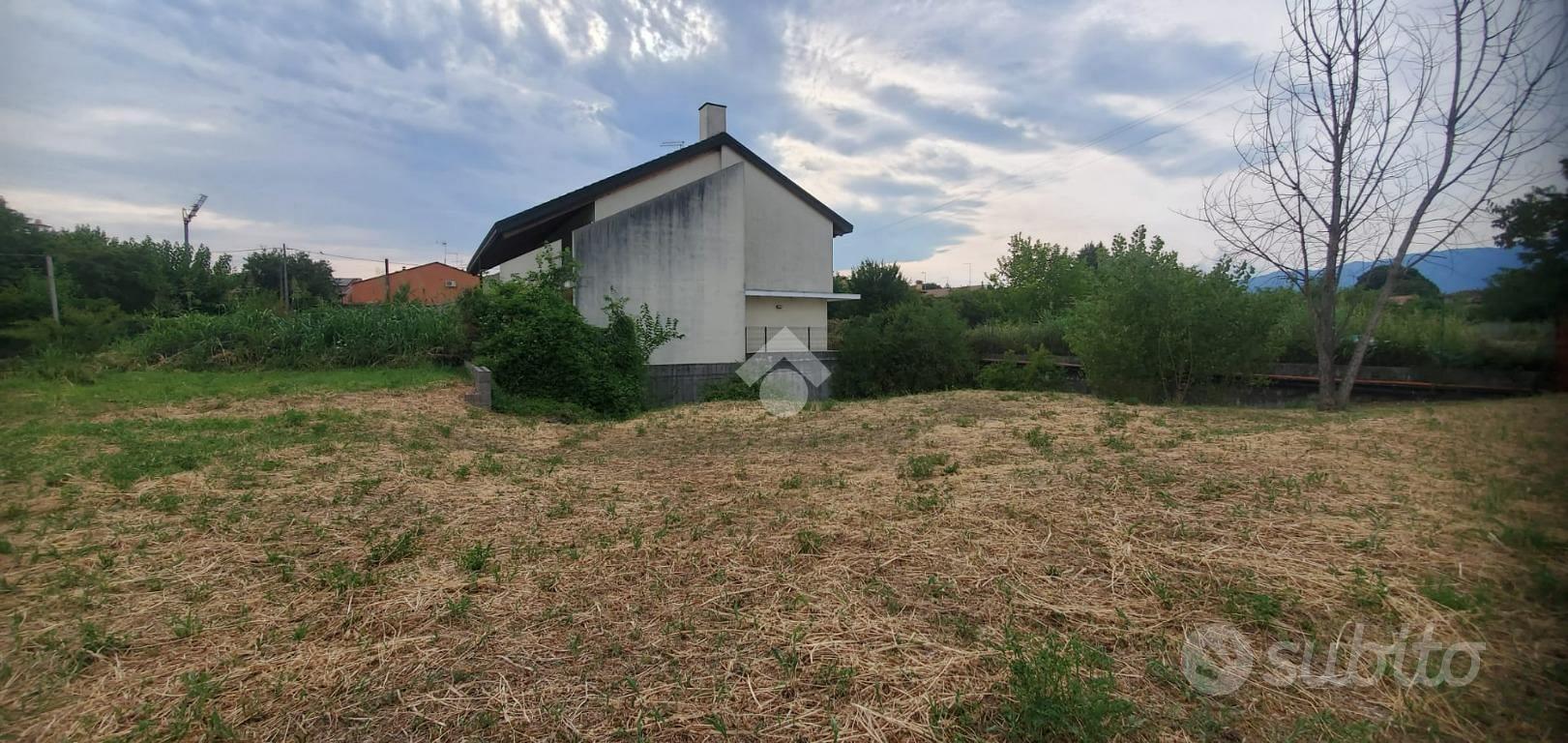 TER. RESIDENZIALE A LORIA - Vista 3