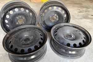 4 Cerchi in Ferro 15" 6Jx15 ET31,5 - DRITTI - 4x98