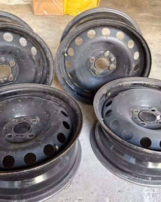4 Cerchi in Ferro 15" 6Jx15 ET31,5 - DRITTI - 4x98