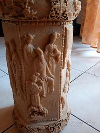 Vaso antico in avorio 