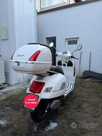 Vespa GTS 300 anno 2010