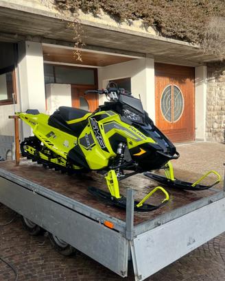 Motoslitta Polaris 850 - 2019