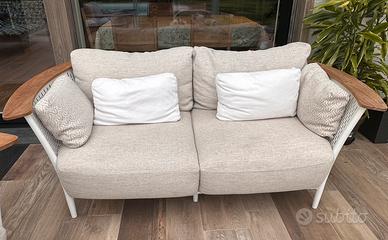 Divano piu 2 poltrone