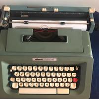 Macchina da scrivere vintage