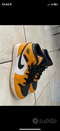 Nike Air Jordan 1 Mid Taxi giallo nero bianco GS