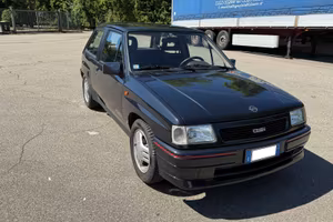 Opel Corsa GSI 1993