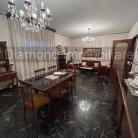 Casa singola su due livelli a Riposto / Altarello