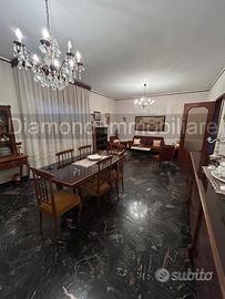 Casa singola su due livelli a Riposto / Altarello