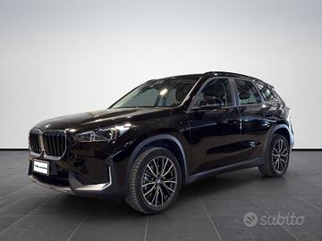 BMW X1 xdrive23i mhev 48V auto