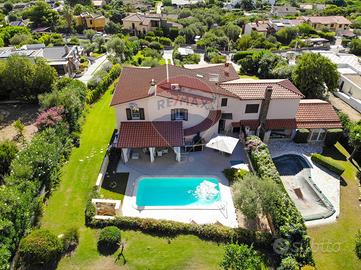 Villa o villino - Pula