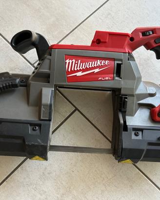 Sega a nastro portatile milwakee