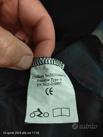 Giubbotto traforato con protezione moto 