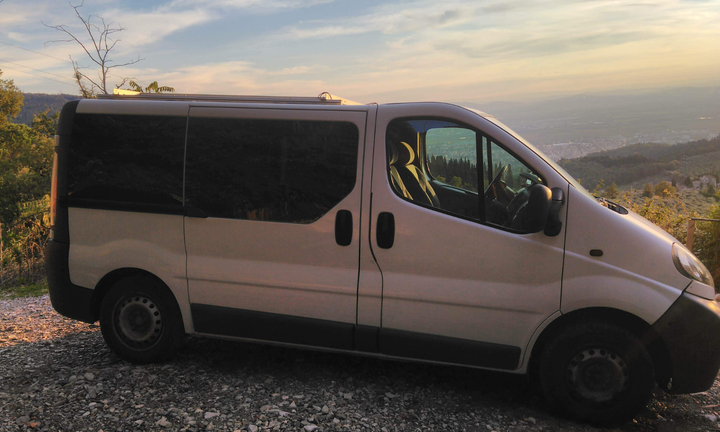 Opel vivaro camperizzato non omologato