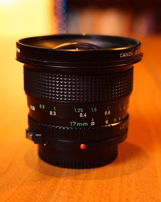 Canon FD new 17mm f/4 Obiettivo grandangolare