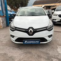 Renault Clio TCe 12V 75 CV 5 porte Moschino Life