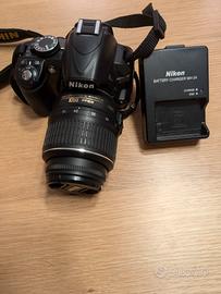 Nikon D3100 con borsa