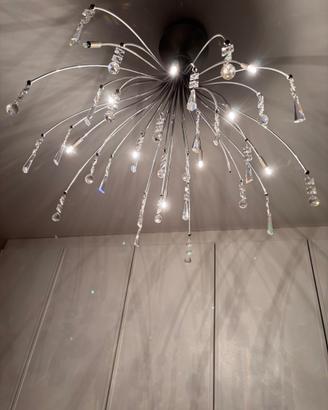 Lampadario con cristalli moderno