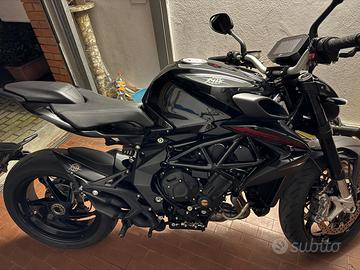 Mv agusta brutale 800 r 2023