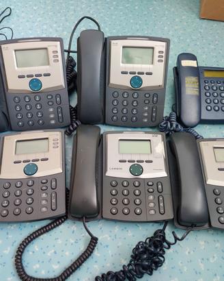 Stock 5 Telefoni IP Ufficio Cisco/Linksys +omaggio