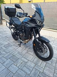 Africa twin CRF1100L.