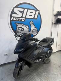 Yamaha T Max 560