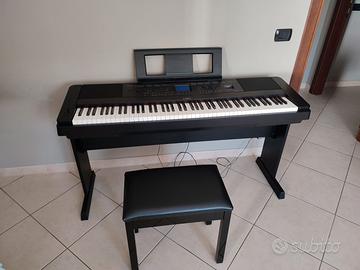 Piano digitale Yamaha DGX 660 