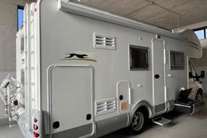 LAIKA x700, gemellato FORD 3,5