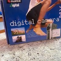 Digital camera fujifilm MV-1 nuova