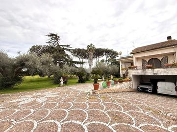 PORZIONE DI BIFAMILIARE A APRILIA