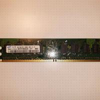 Memorie SAMSUNG DDR2 DIMM (1GB) per desktop