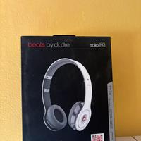 Cuffie solo beats a filo
