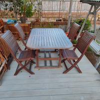 Tavolo da esterno in legno + 4 sedie