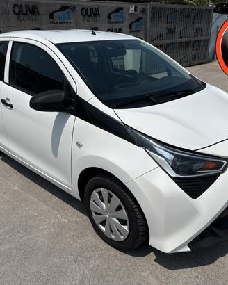 Toyota Aygo 1.0 VVT-i 72 CV 5 porte