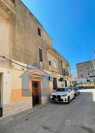 Castelvetrano Ind. Con 2 Appartamenti E Garage