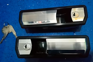 Alfa Romeo coppia maniglie Alfetta Gt Gtv Montreal