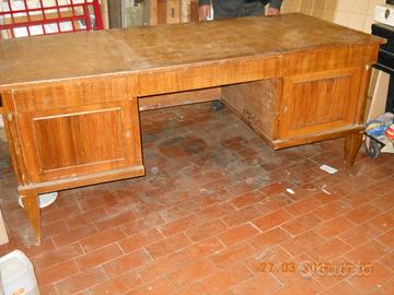 Scrivania in stile "Impero"