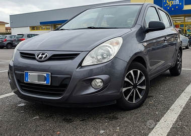 Hyundai i20 1.2 GPL nativo ( unico Proprietario)