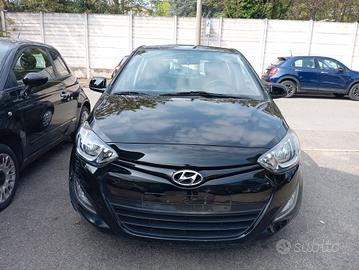 Hyundai i20 1.2 5p. Sound Edition permute finanzia
