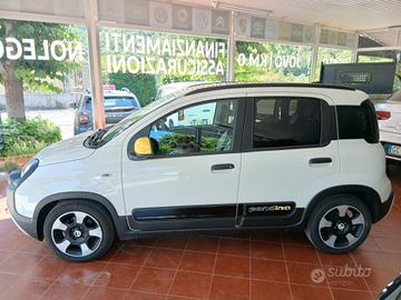 Fiat PANDINA 2025 Cross 1.0 PREZZO REALE