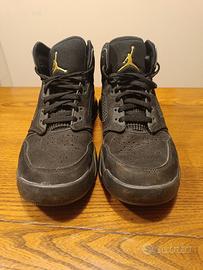 Scarpe Jordan Mars 270 black and gold