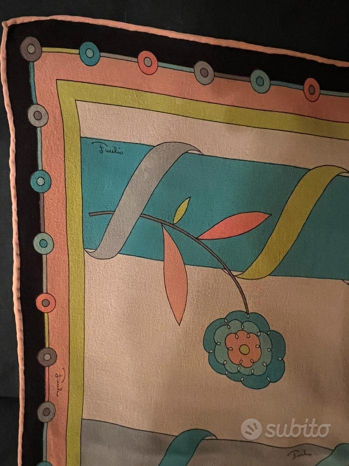 Emilio pucci foulard Vendita in Abbigliamento e accessori