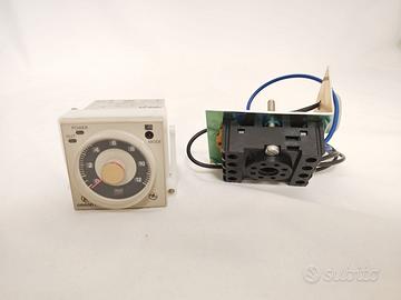 Omron H3CR-A8 temporizzatore